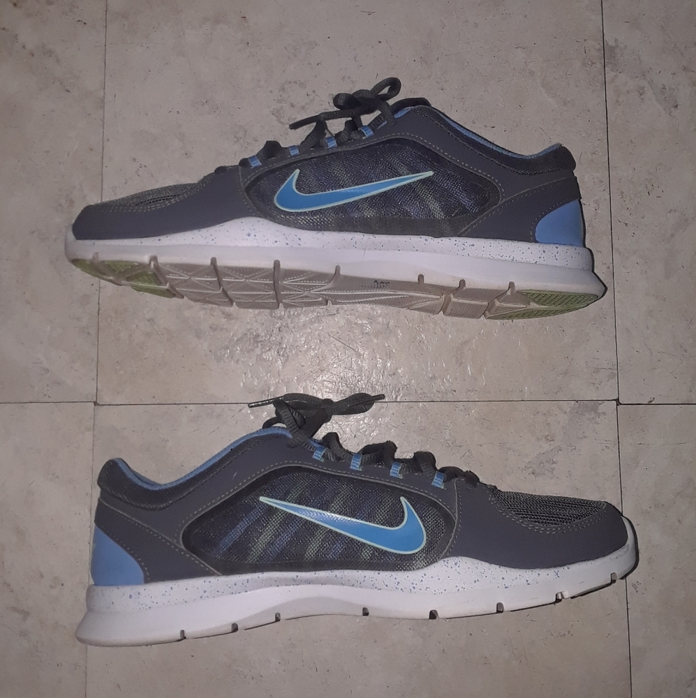 Nike Womens Flex Trainer 4